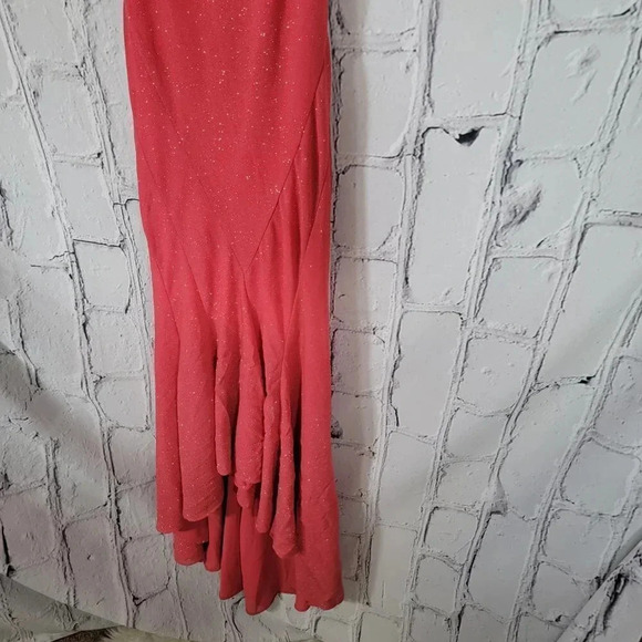 Masquerade Juniors 9/10 Coral Asymetrical‎ Hi Low Sparkle Spaghetti Strap Dress - Picture 3 of 9